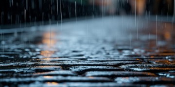 小雨他不停的下呀到底是哪首歌？